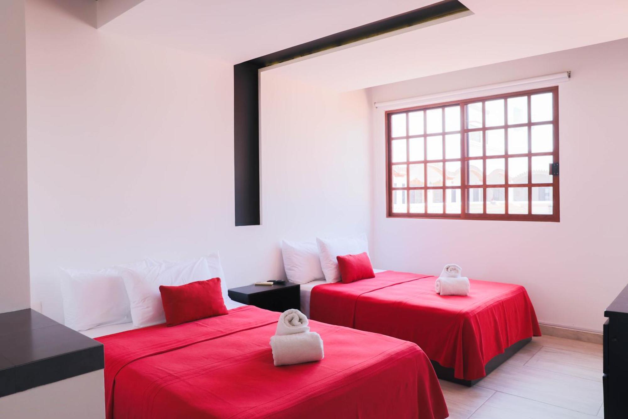 Hotel Colonial Πλάγια Ντελ Κάρμεν Εξωτερικό φωτογραφία