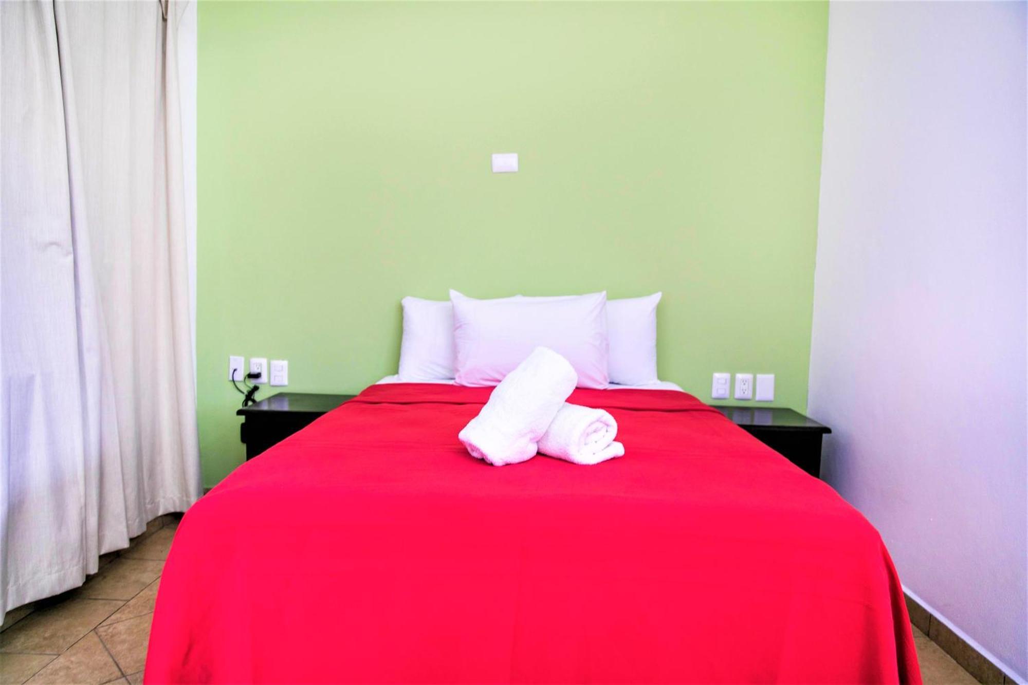 Hotel Colonial Πλάγια Ντελ Κάρμεν Εξωτερικό φωτογραφία